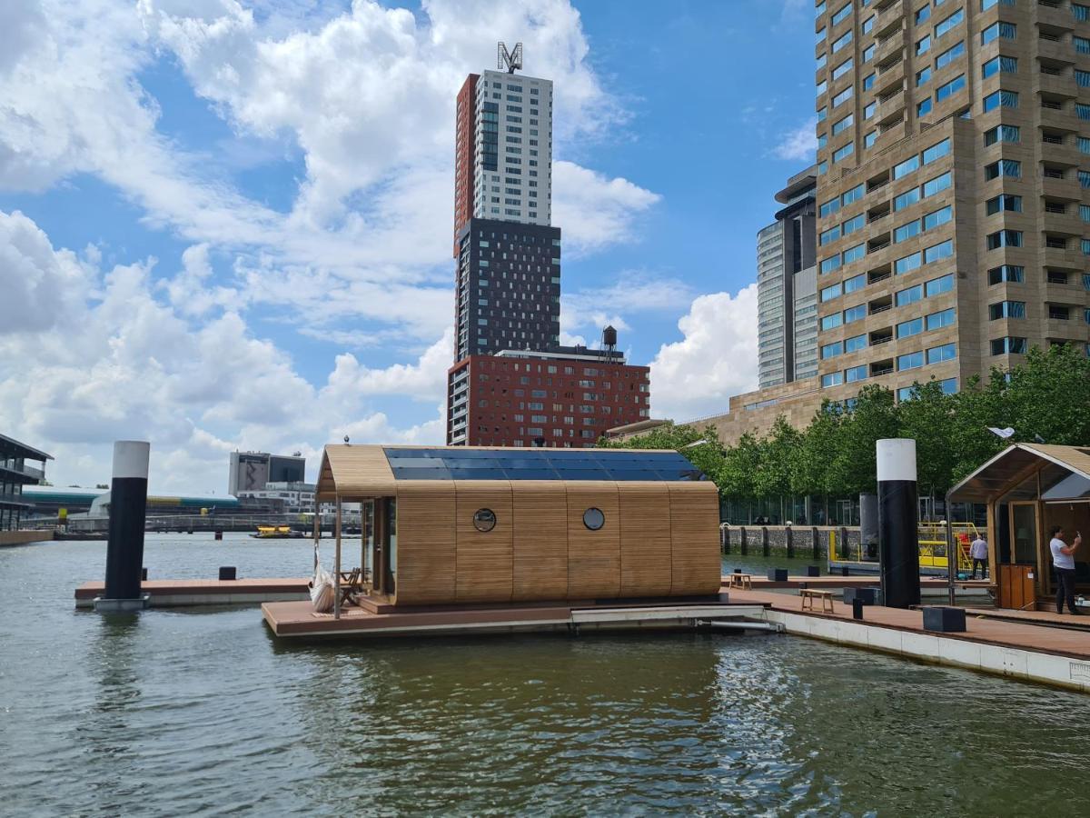 Wikkelboat Nr1 At Floating Rotterdam Rijnhaven Villa ภายนอก รูปภาพ